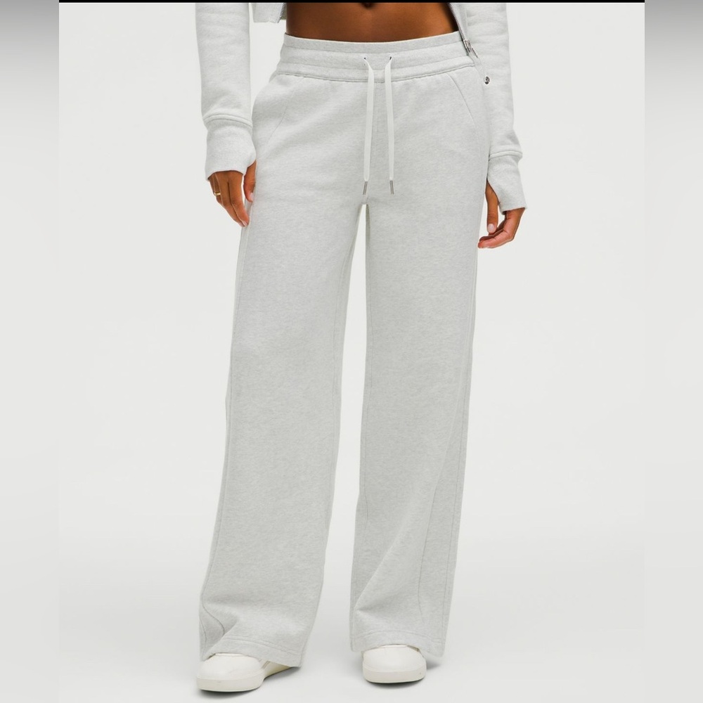 Lululemon Athletica Scuba Mid Rise Wide Leg Pant